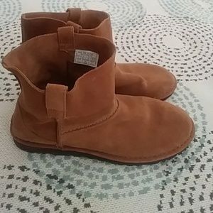 UGG Classic Unlined Mini Boot  NWOT